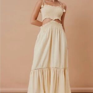 Elegant Cream Women's Skirt